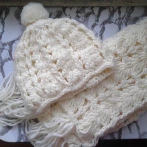 HANDMADE Scarf and Hat